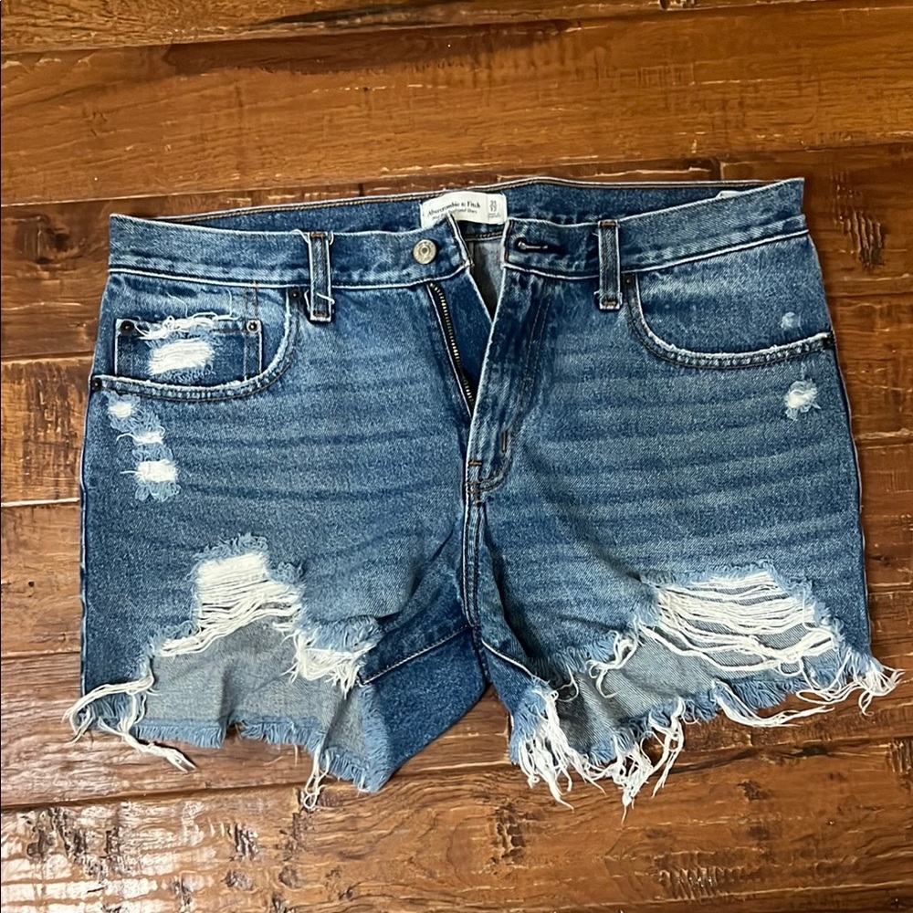 Abercrombie&Finch Distressed Denim Women Shorts